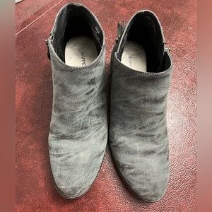 Xappeal booties size 10